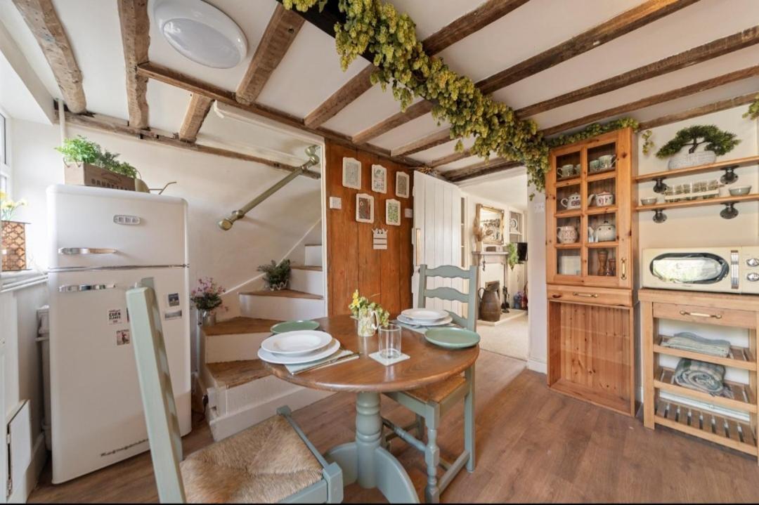 Cottage On The Common Great Malvern Exterior foto